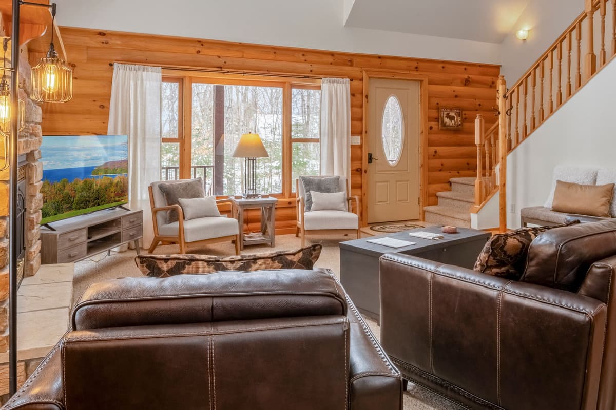 The TV provides easy entertainment for a cozy movie night or a quiet evening in.