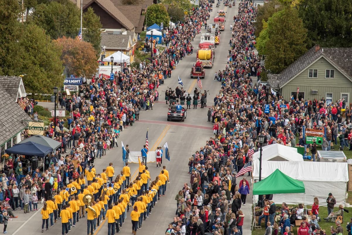 Experience the excitement of Sister Bay Fall Fest during your Door County getaway in October.