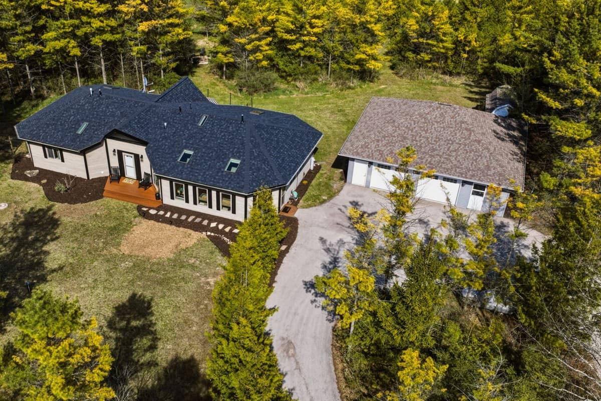 The perfect blend of privacy, comfort, and Door County convenience.