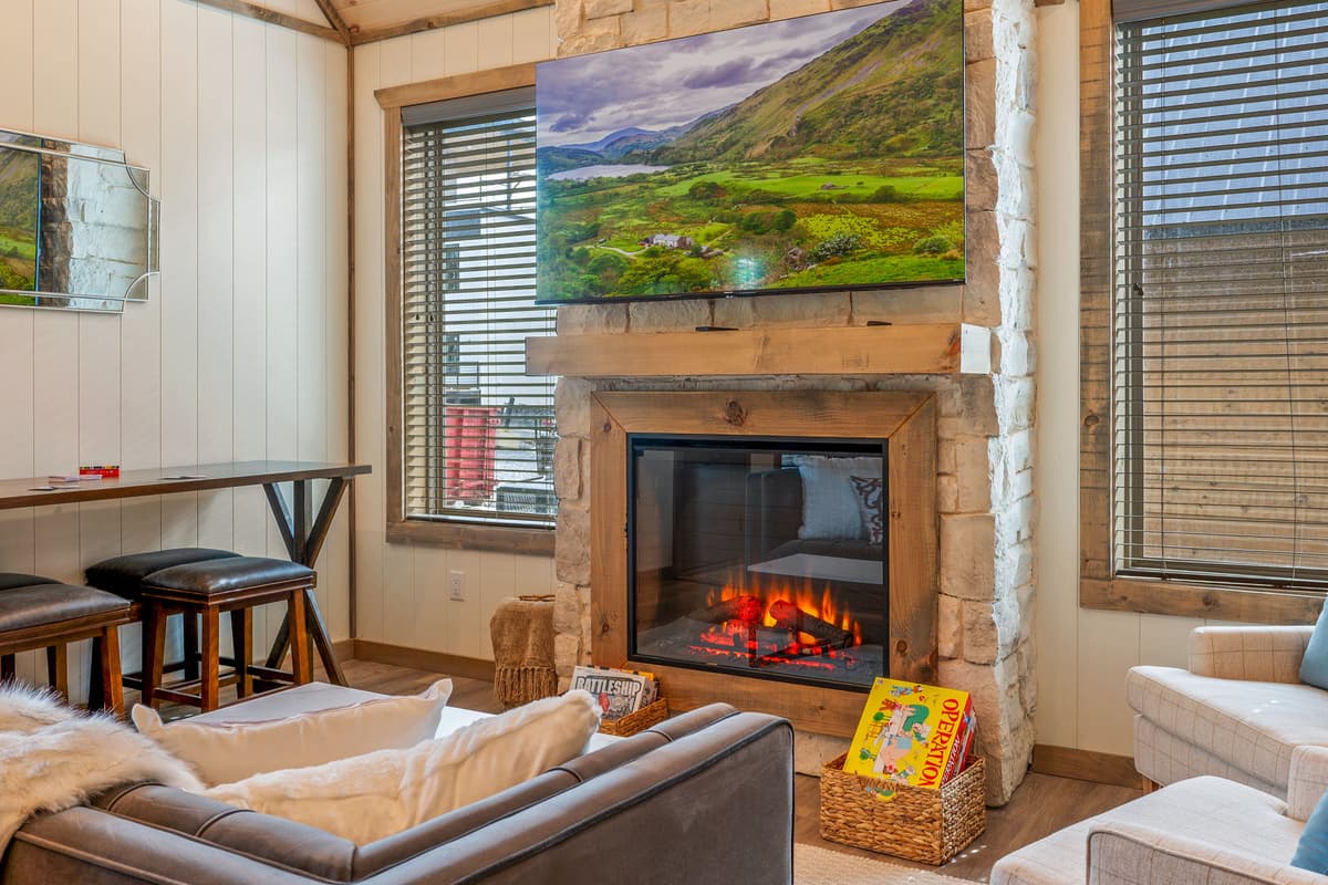 Whether you’re enjoying a movie together, catching up with family, or simply warming up after a mountain adventure, this inviting space gives you the perfect place to unwind and make the most of your time together.