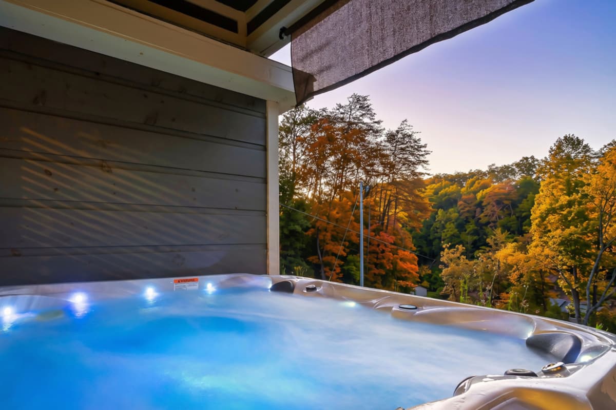 Take in the beauty of autumn from the hot tub, with colorful Smoky Mountain foliage creating a stunning backdrop.