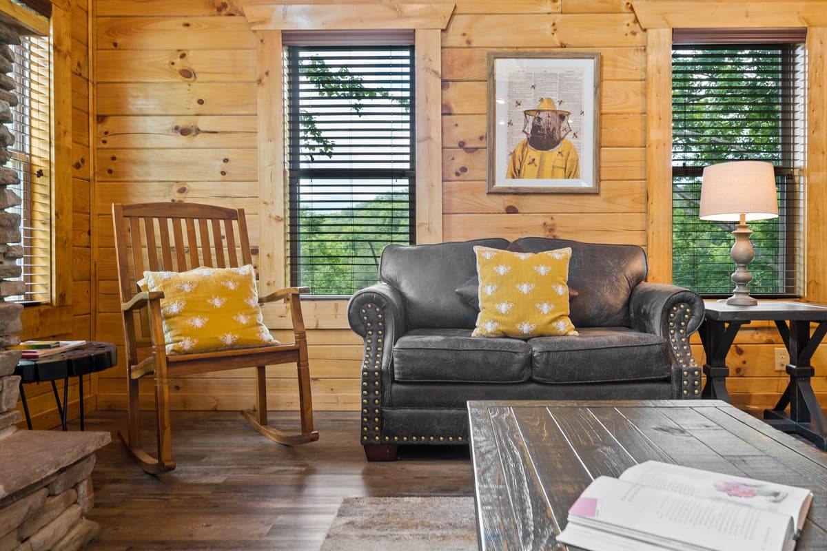The Lazy Bee - Sevierville, photo 9 of 75