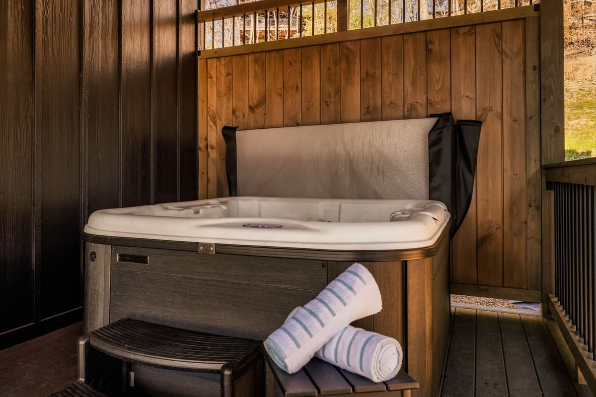 After exploring Sevierville, Pigeon Forge, or the Great Smoky Mountains, enjoy a relaxing soak in the warm, bubbling water.