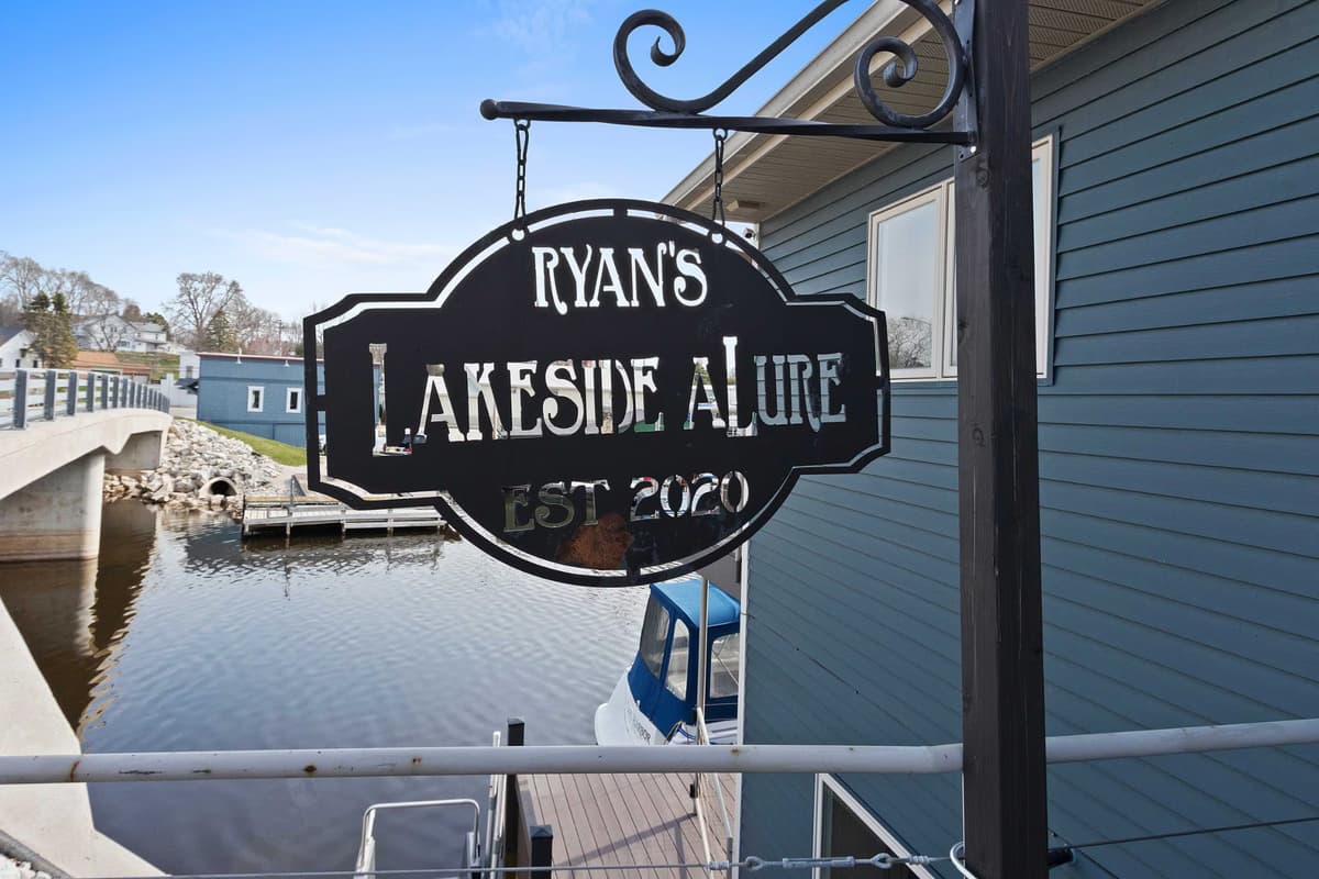 Lakeside a’Lure - Algoma, photo 25 of 40