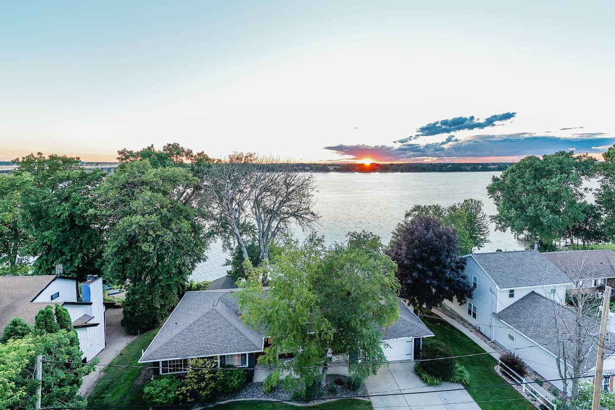 Experience the beauty of lakefront living and make this property your home away from home.