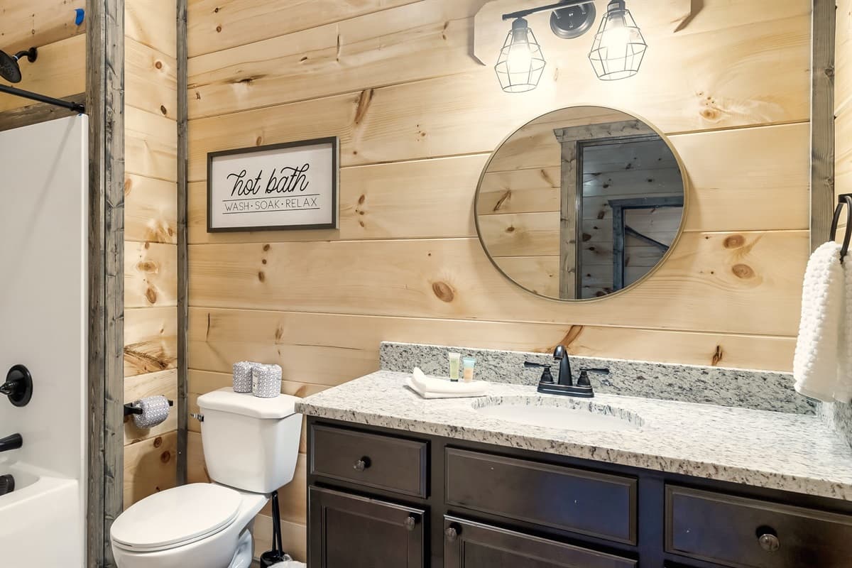 The bathroom in the cabin. No frills, no fuss and a whole lot of comfort.