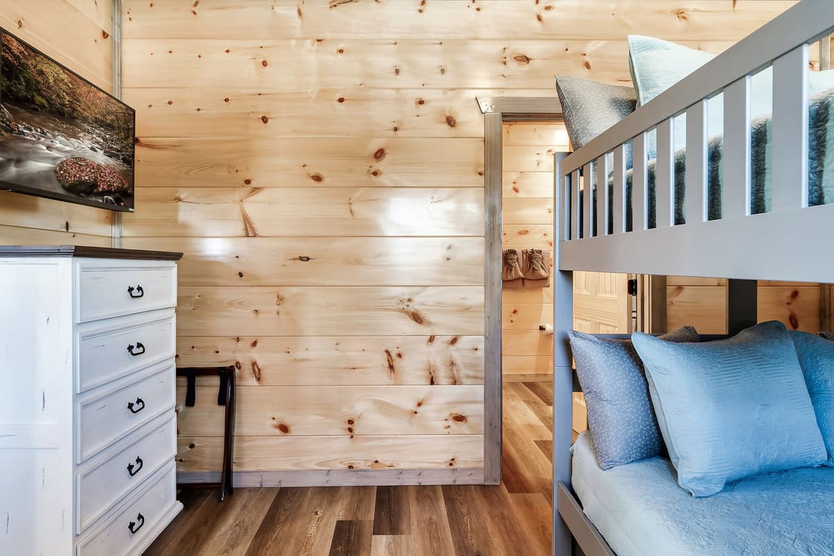 A fun and comfortable space where everyone can settle in and make themselves at home.
