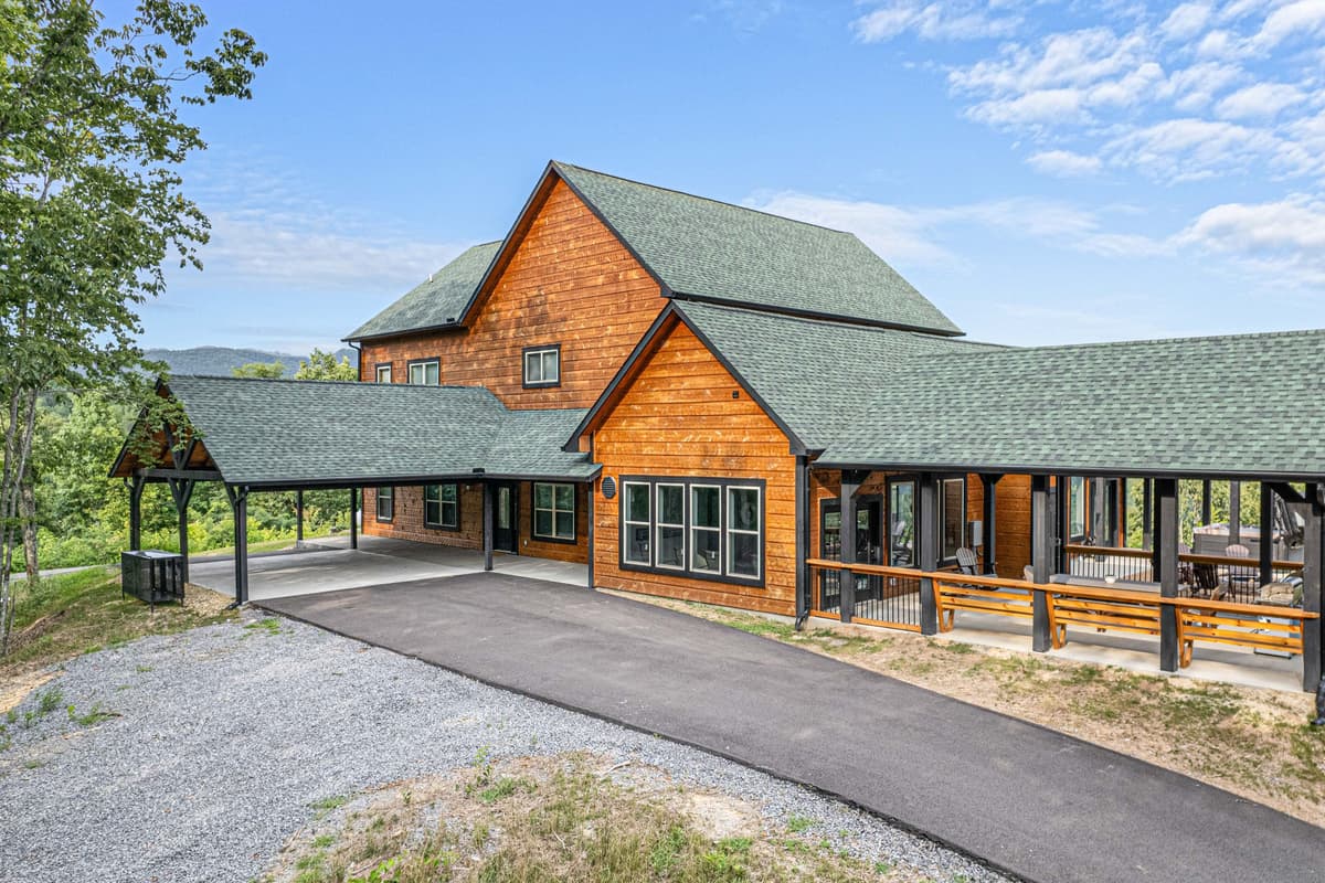 This inviting cabin offers a comfortable retreat surrounded by beautiful mountain scenery, giving you the perfect place to unwind after a day of adventure.