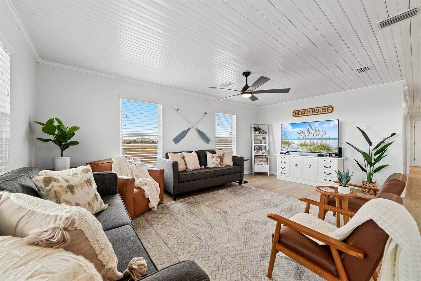 Relax and unwind in the spacious living space, perfect for family time!