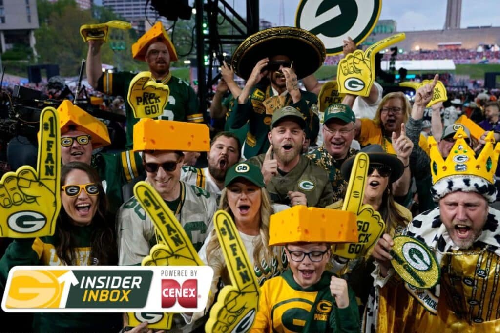 why every packers fan should visit green bay